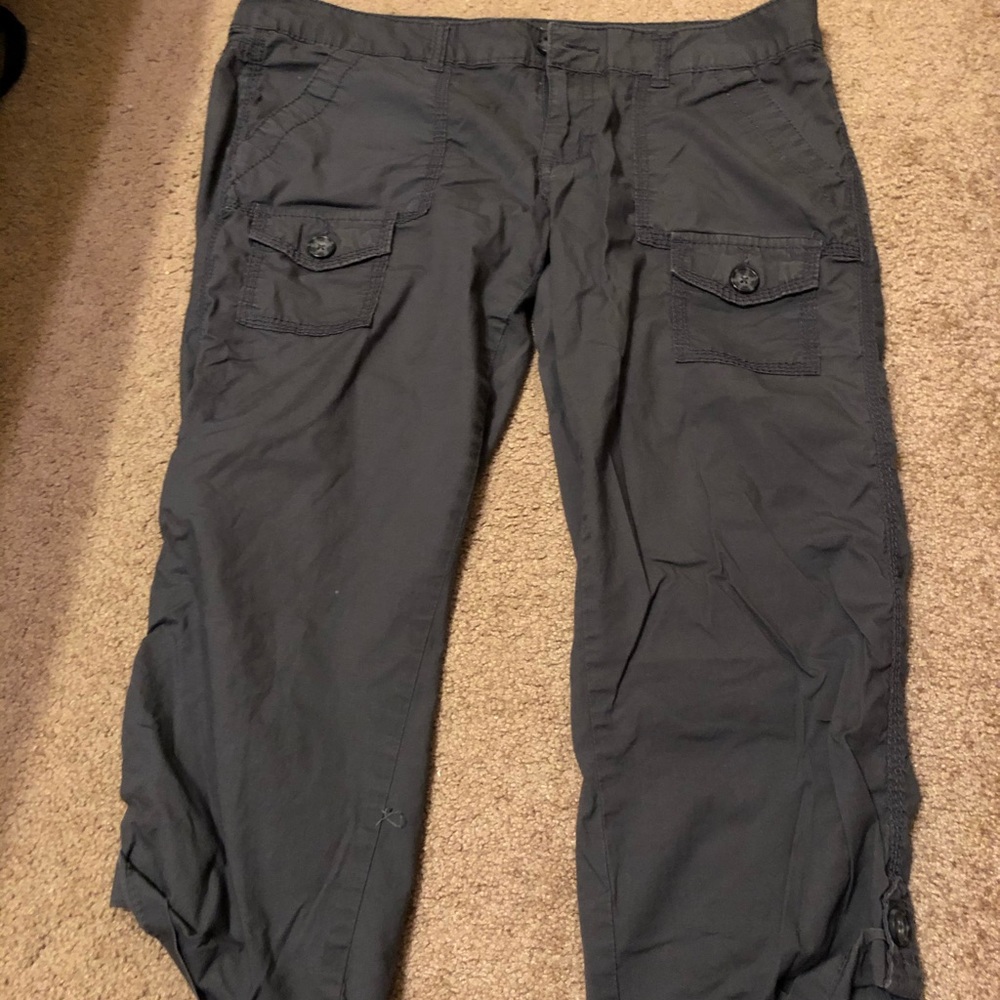 Capri pants